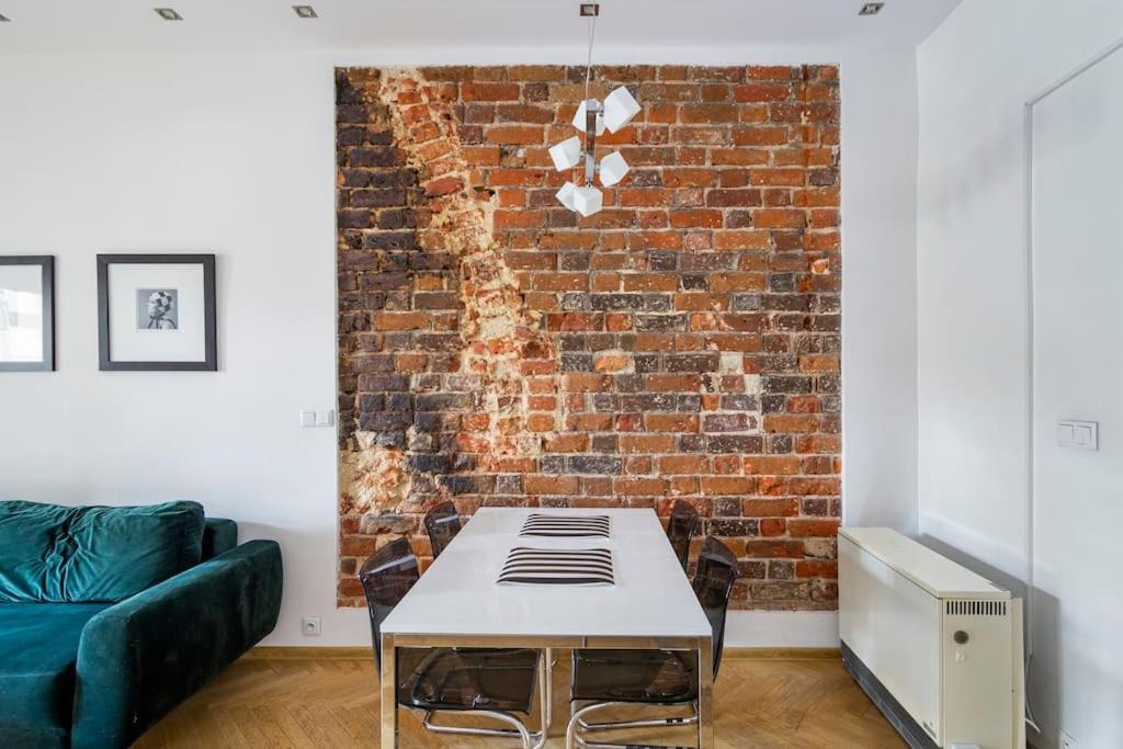 Floriańska Glamour Apartments Cracovie Extérieur photo