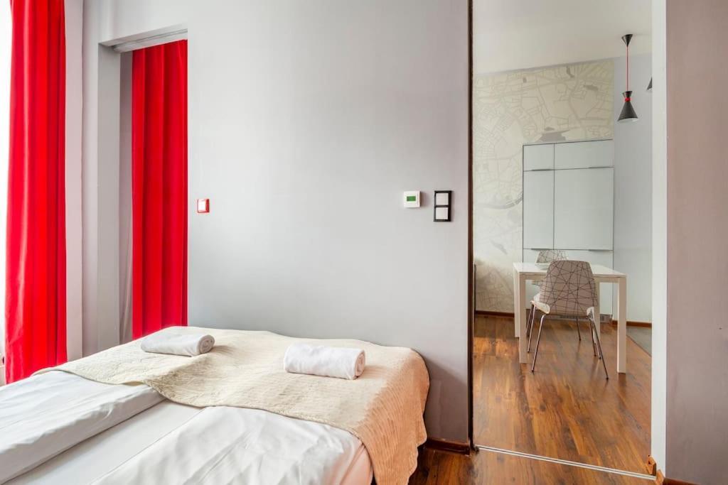 Floriańska Glamour Apartments Cracovie Extérieur photo