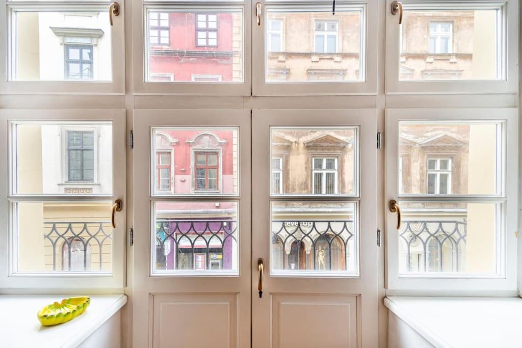 Floriańska Glamour Apartments Cracovie Extérieur photo